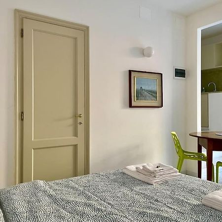 מילאנו Modern Apartment Navigli מראה חיצוני תמונה